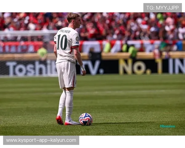 切尔西阵地战开花，帕尔默推射扩大比分