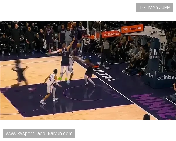 戈贝尔护筐能力显著,森林之城遏制对方突破 戈贝尔护筐能力显著,森林之城遏制对方突破